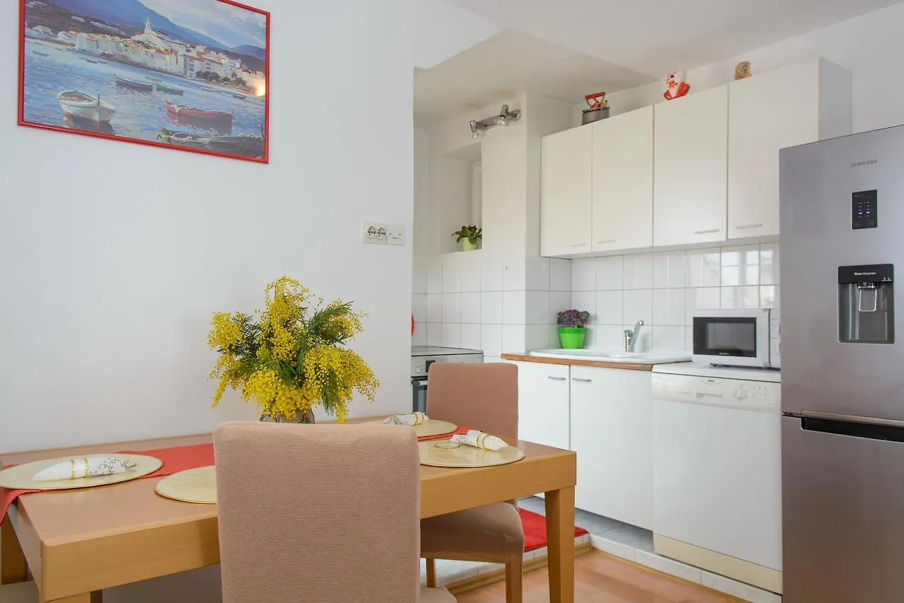 Apartment Oaza Split