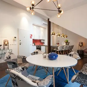 Explore Vibrant From A Designer Loft At Casa Da Barroca Apartment Lisbon