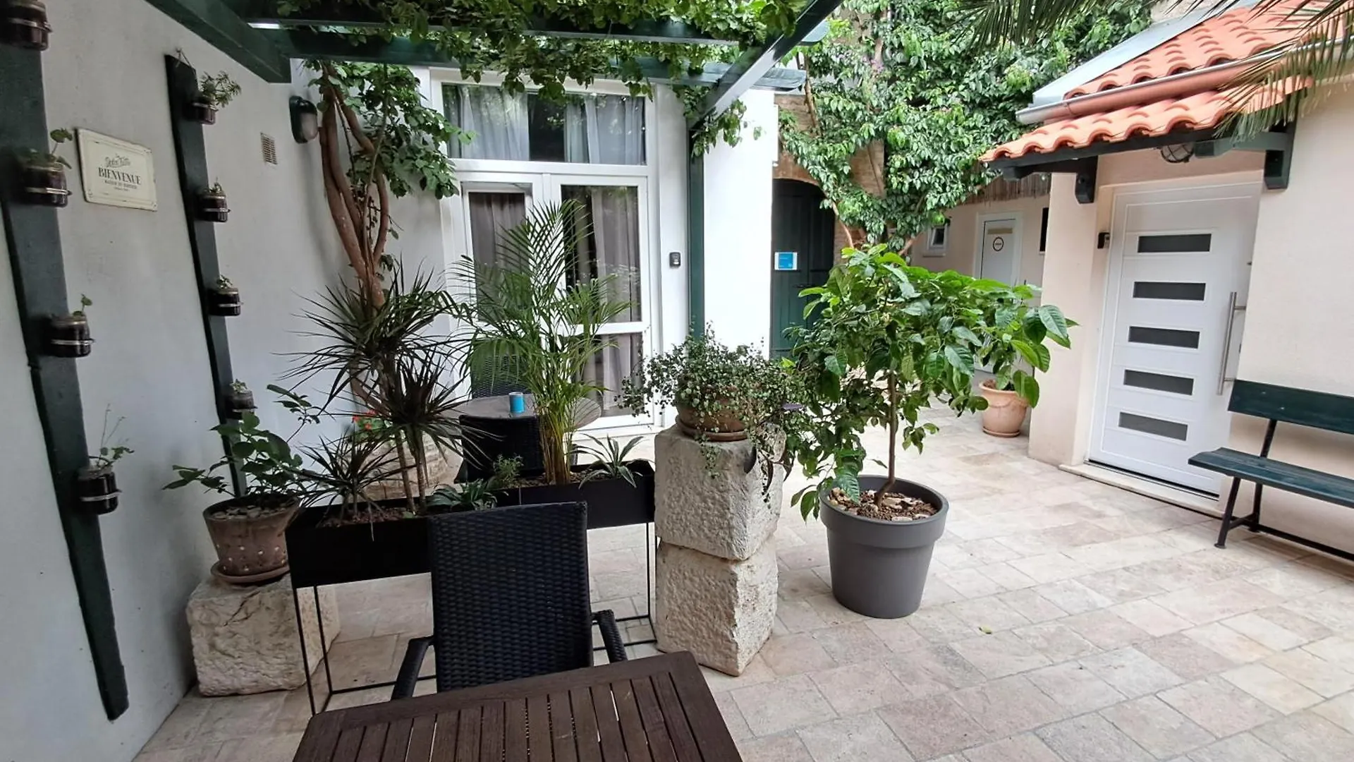 Apartment Oaza location